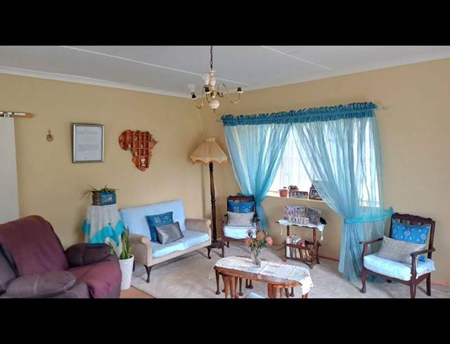 5 BEDROOM HOUSE FOR SALE IN EASTWOOD